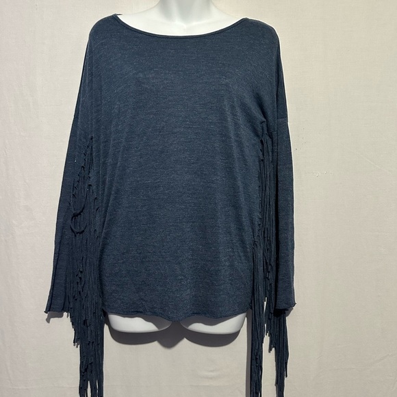 Ya Los Angeles Gray Relaxed Blouse with Fringe Sleeves Small - Picture 1 of 4